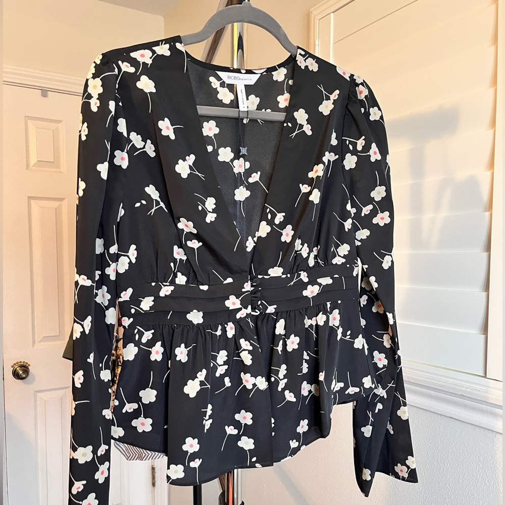 Black and white flowers shirt